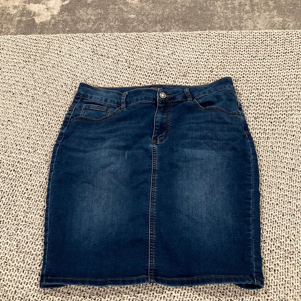 Jean skirt